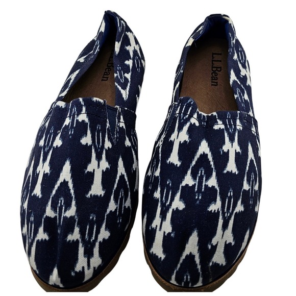 L.L. Bean Shoes - LLBean Womens Shoes Slip On Ikat Print Navy White Size 7‎ Medium Flat Espadrille